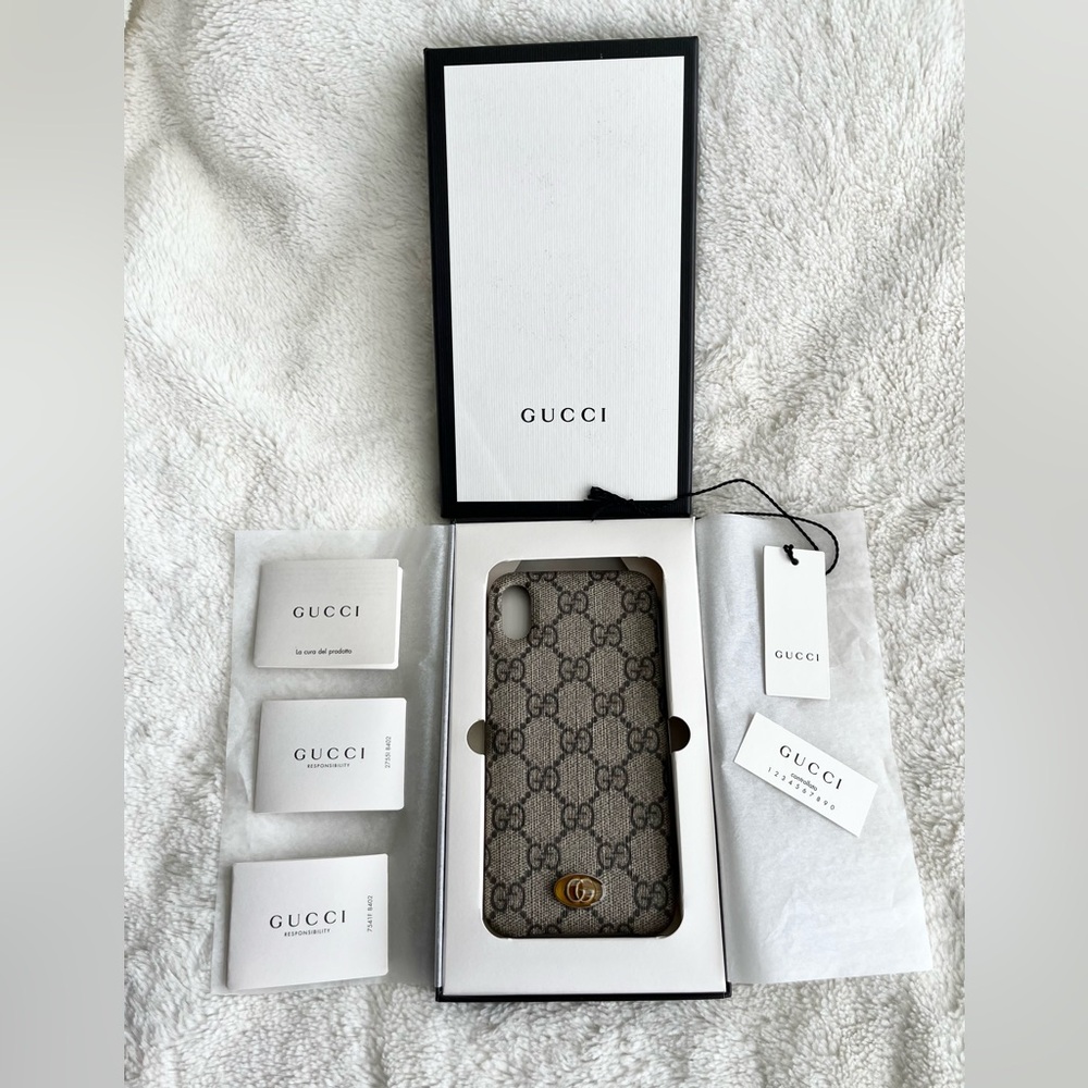 NWT Gucci GG Supreme Ophidia IPhone X/XS Case. NIB with cards. Retails $350